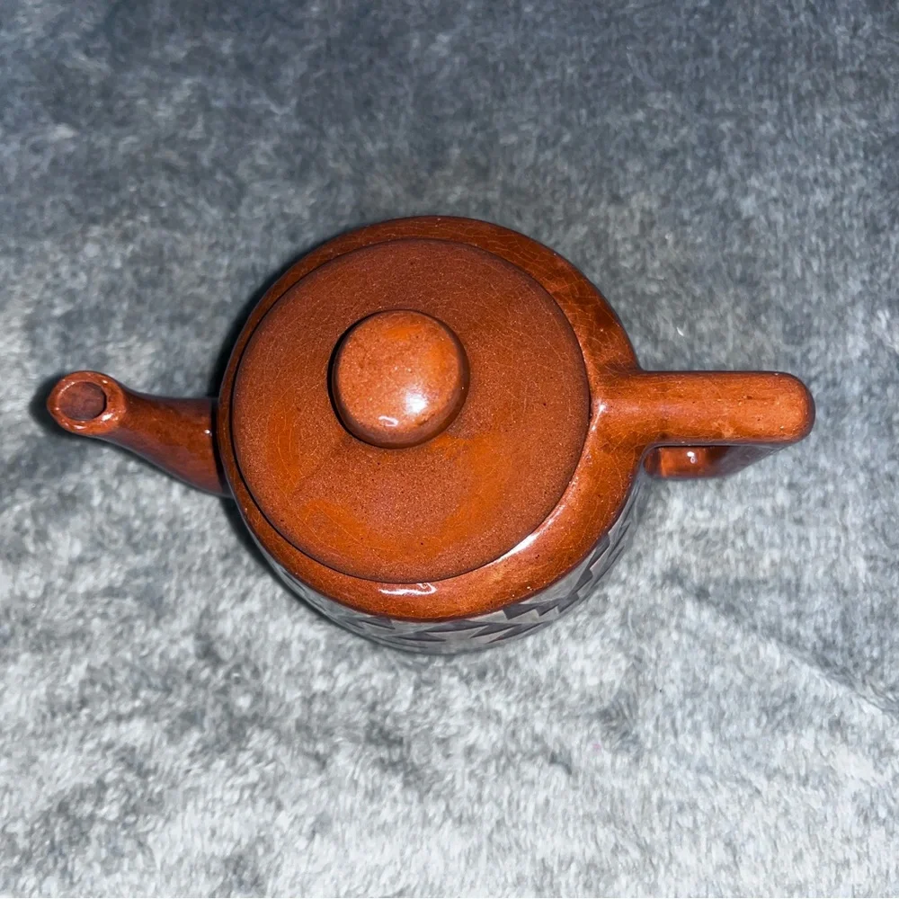 Brown Pottery Tea Pot, With Design